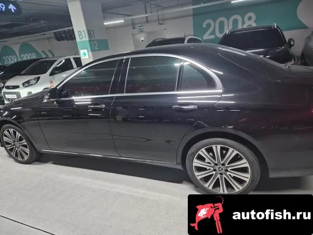 Mercedes-Benz E-Class E-Class W213 2023 года - вид 3