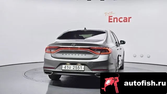 Hyundai Grandeur Granger IG 2018 года - похожие автомобили