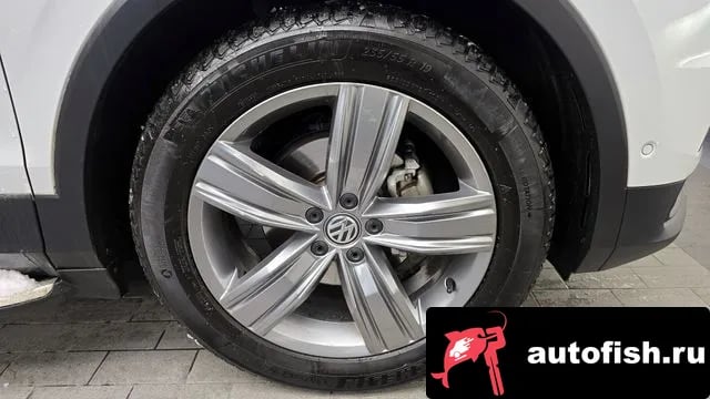 Volkswagen Tiguan Tiguan second Generation 2018 года - вид 5