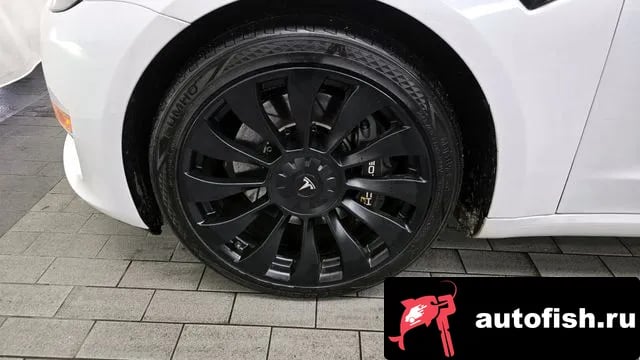 Tesla Model 3 Model 3 2021 года - вид 5