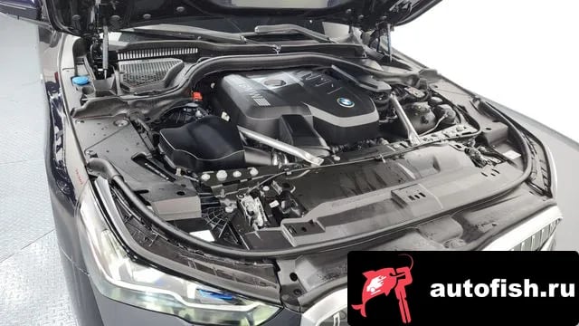 BMW 5-Series 5 Series (G60) 2025 года - вид 6