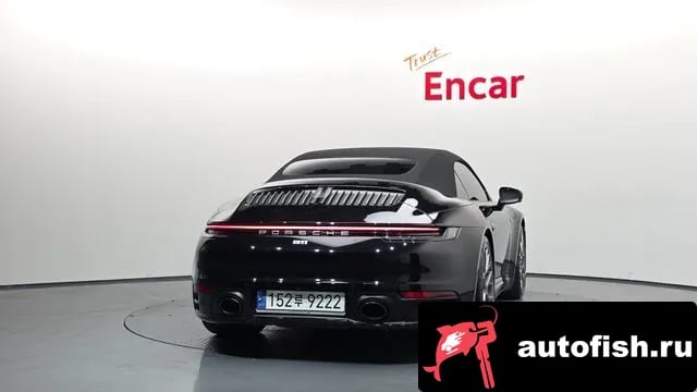 Porsche 911 911 (992) 2021 года - вид 4