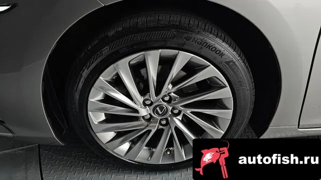 Lexus ES ES300h 7th generation 2021 года - вид 5