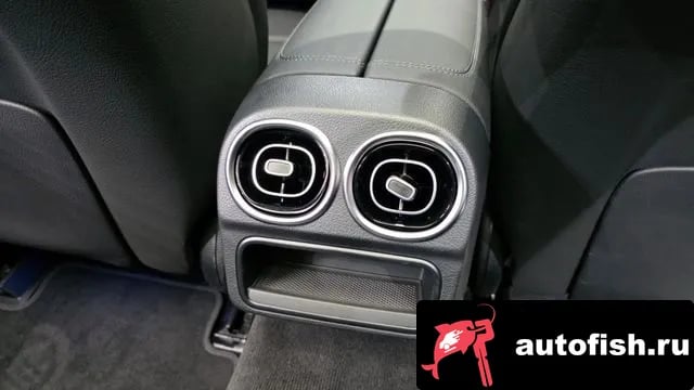 Mercedes-Benz C-Class C-Class W206 2025 года - похожие автомобили