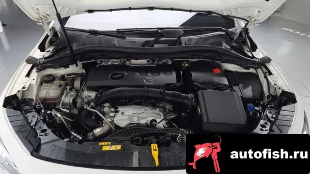 Mercedes-Benz GLA-Class GLA - Class H247 2023 года - вид 6