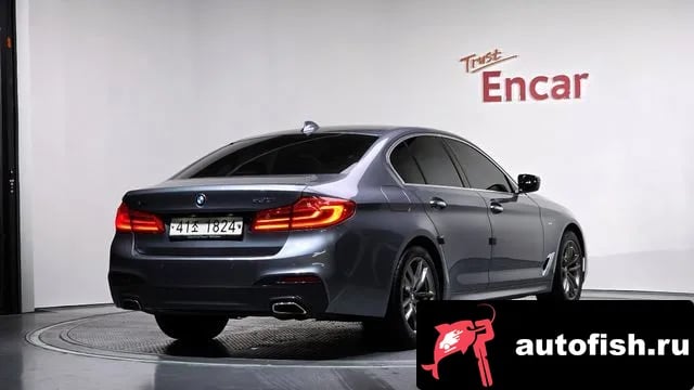 BMW 5-Series 5 Series (G30) 2018 года - вид 2