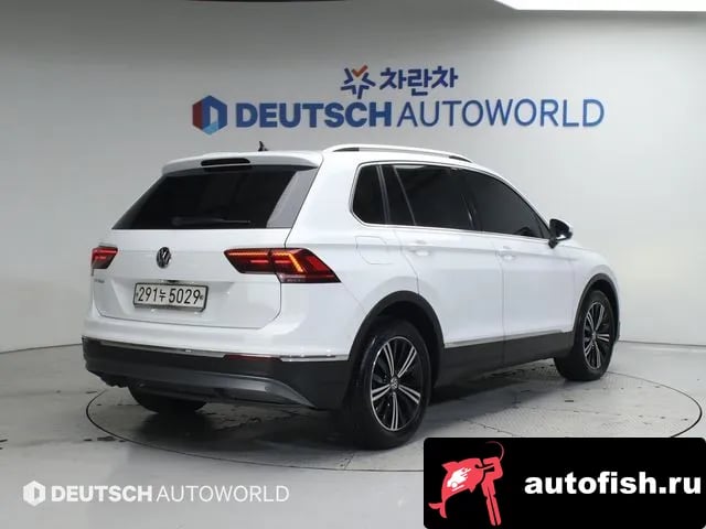 Volkswagen Tiguan Tiguan second Generation 2019 года - вид 2