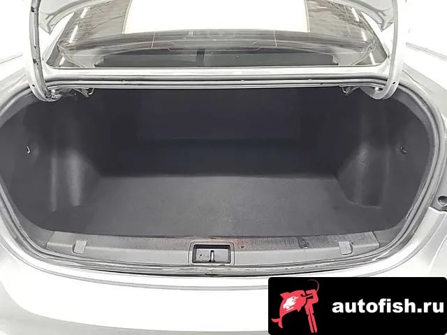 Renault Korea (Samsung) SM3 SM3 Neo 2018 года - похожие автомобили