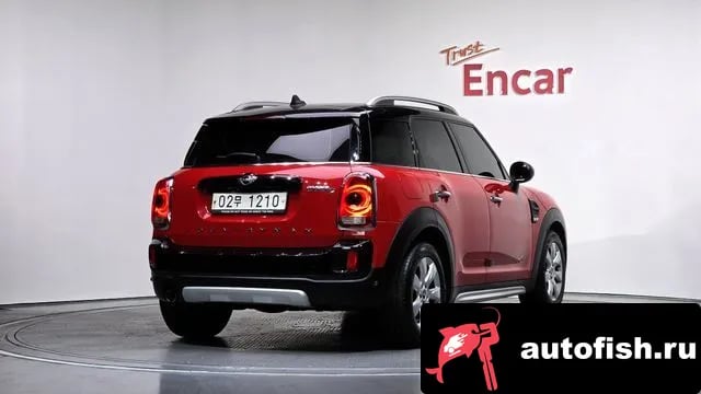 Mini Countryman Cooper D Country Man 2018 года - вид 2