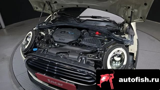 Mini Clubman Cooper Clubman 2018 года - вид 6