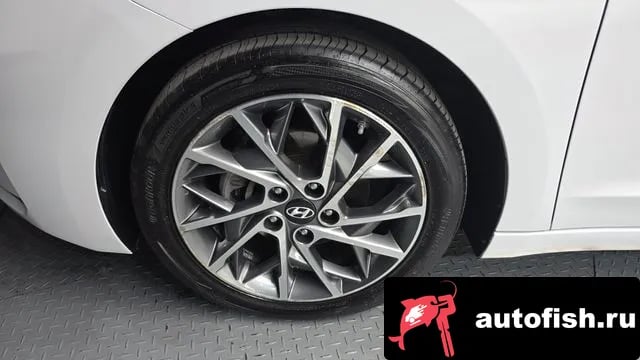 Hyundai AVANTE The New Avante AD 2019 года - вид 5