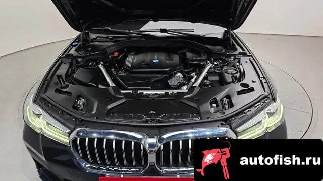 BMW 5-Series 5 Series (G30) 2021 года - вид 6