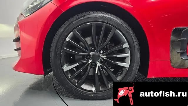 Kia Stinger Stinger 2019 года - похожие автомобили
