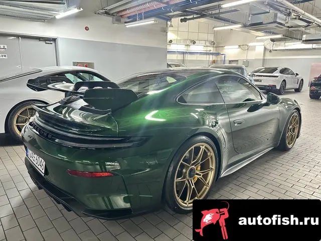 Porsche 911 911 (992) 2025 года - вид 3