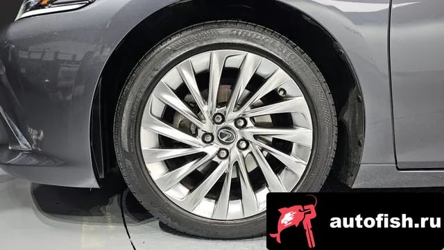 Lexus ES ES300h 7th generation 2023 года - вид 5