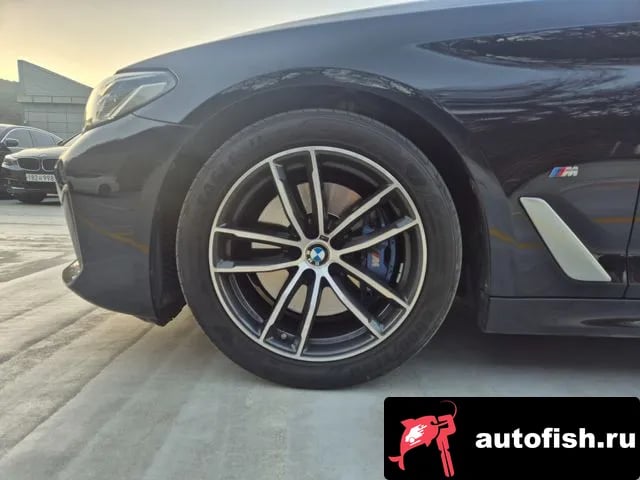 BMW 5-Series 5 Series (G30) 2021 года - вид 5