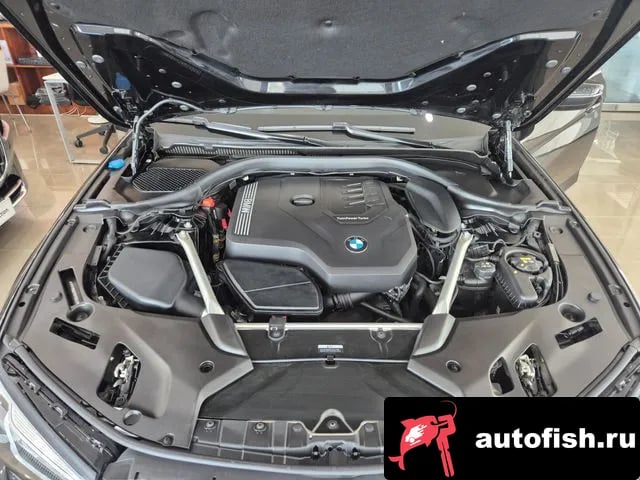 BMW 5-Series 5 Series (G30) 2021 года - вид 6