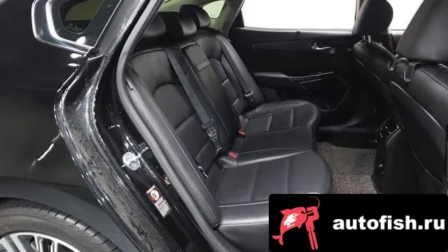 Kia K7 K7 Premier Hybrid 2021 года - похожие автомобили