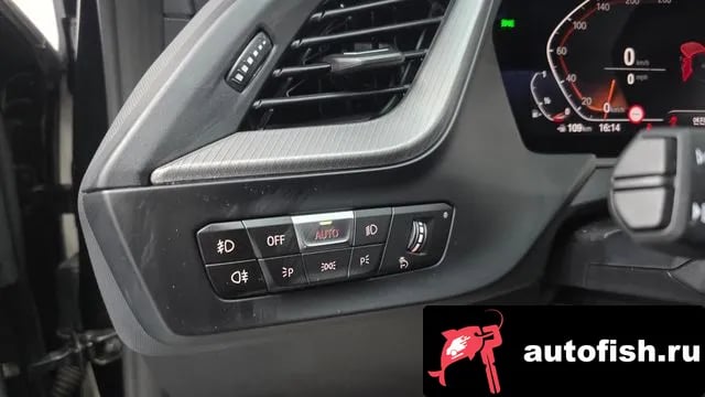 BMW 1-Series 1 Series (F40) 2023 года - похожие автомобили