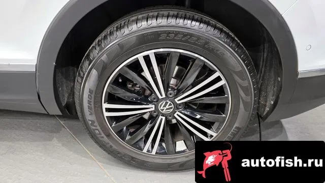 Volkswagen Tiguan Tiguan second Generation 2023 года - похожие автомобили