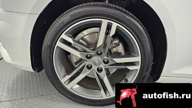 Audi A4 A4 (B9) 2019 года - вид 5