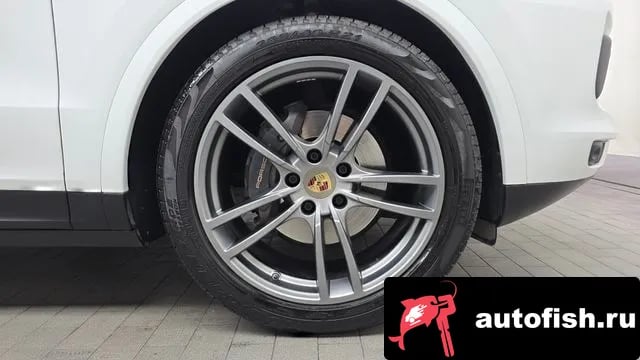 Porsche Cayenne Cayenne (PO536) 2021 года - похожие автомобили