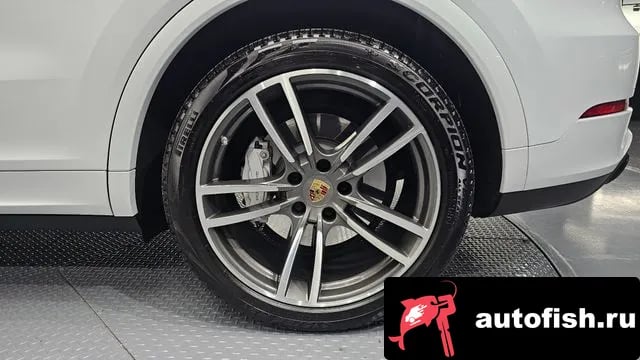 Porsche Cayenne Cayenne (PO536) 2020 года - вид 5