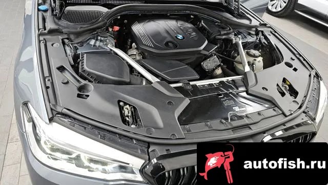 BMW 5-Series 5 Series (G30) 2019 года - вид 6