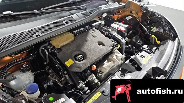 Peugeot 2008 2008 Second generation 2020 года - вид 6