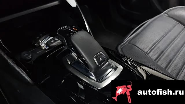 Peugeot 2008 2008 Second generation 2020 года - похожие автомобили