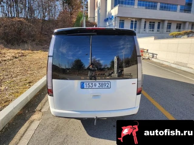 Hyundai Staria Staria 2025 года - вид 5