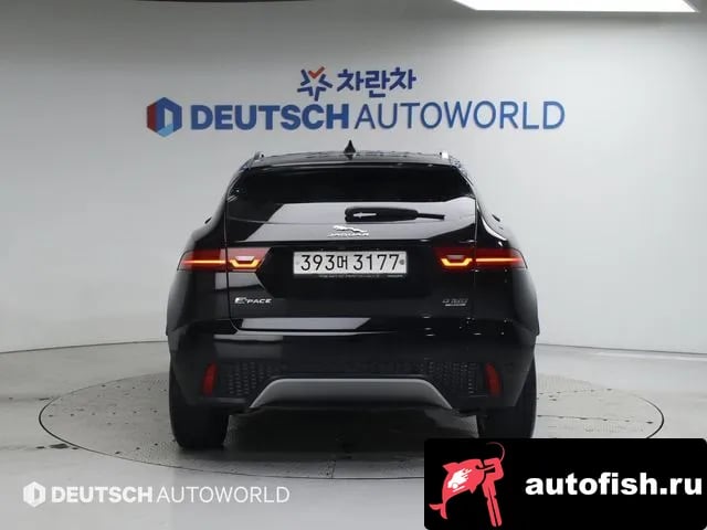 Jaguar E-PACE E-PACE 2020 года - вид 4