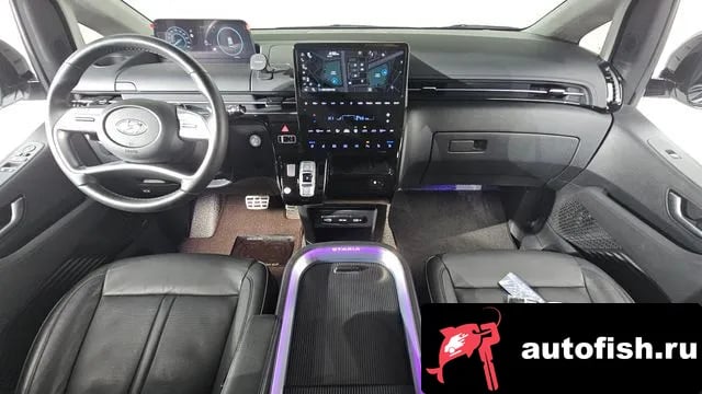 Hyundai Staria Staria 2024 года - похожие автомобили