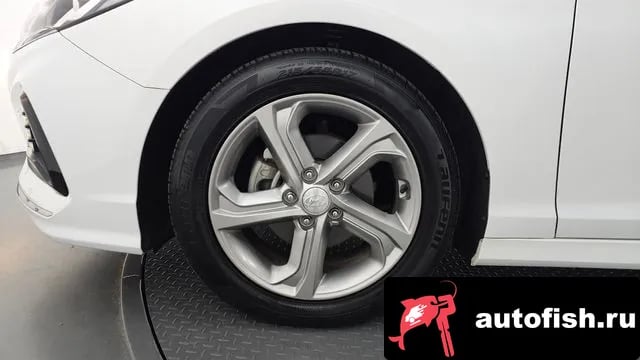 Hyundai Sonata Sonata New Rise 2017 года - похожие автомобили