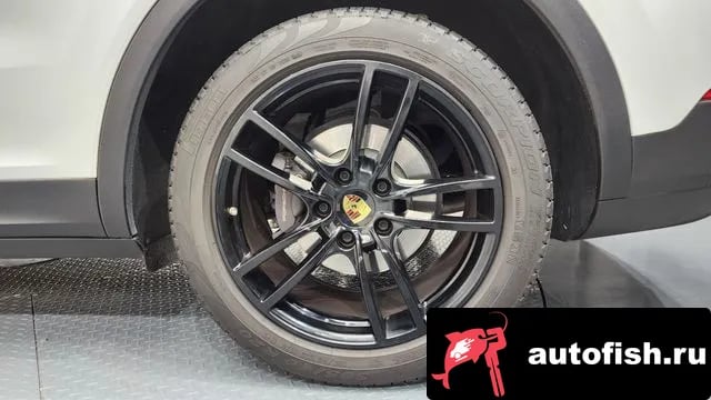 Porsche Cayenne Cayenne (PO536) 2019 года - вид 5