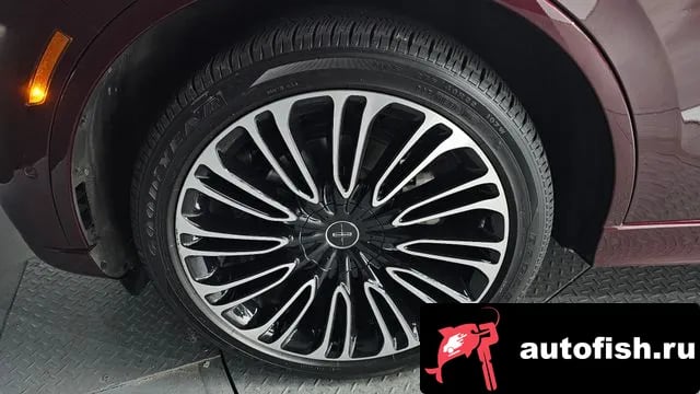 Lincoln Aviator Aviator 2nd generation 2021 года - вид 5