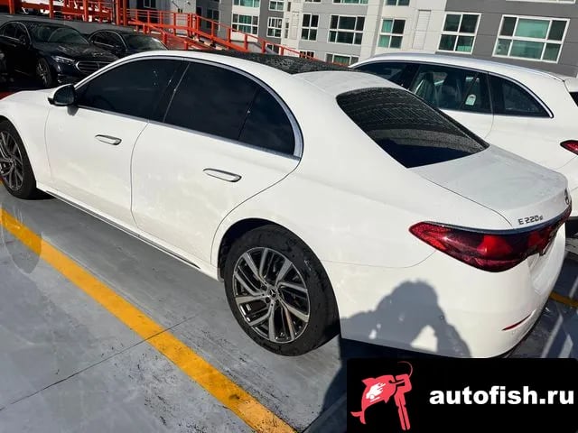 Mercedes-Benz E-Class E-Class W214 2024 года - вид 2