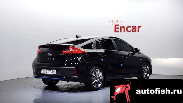 Hyundai Ioniq Ionic Hybrid 2018 года - вид 2