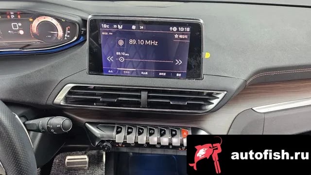 Peugeot 5008 5008 second generation 2024 года - похожие автомобили