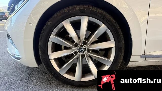 Volkswagen Arteon Atheon 2022 года - похожие автомобили