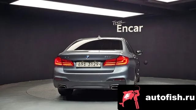 BMW 5-Series 5 Series (G30) 2019 года - вид 4