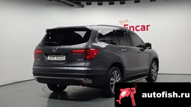 Honda Pilot Pilot 3rd generation 2018 года - вид 2