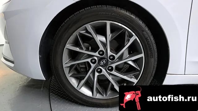 Hyundai AVANTE The New Avante AD 2019 года - вид 5