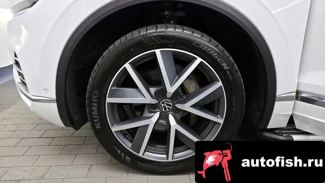 Volkswagen Touareg Tuareg 3rd generation 2021 года - вид 5