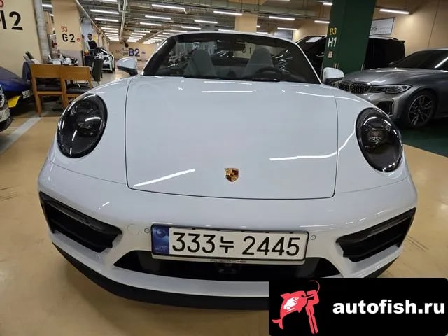 Porsche 911 911 (992) 2023 года - вид 2