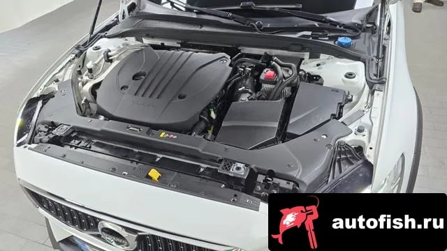 Volvo V60 V60 Cross-country 2nd Generation 2020 года - похожие автомобили