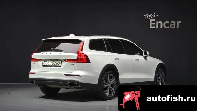 Volvo V60 V60 Cross-country 2nd Generation 2019 года - вид 2