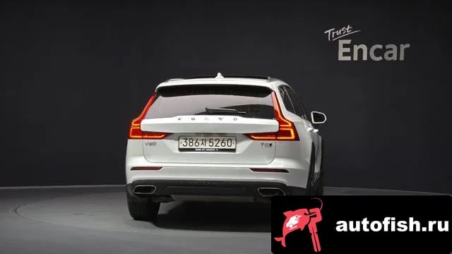 Volvo V60 V60 Cross-country 2nd Generation 2019 года - вид 4