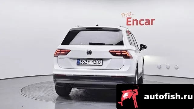 Volkswagen Tiguan Tiguan second Generation 2020 года - вид 4