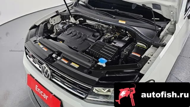 Volkswagen Tiguan Tiguan second Generation 2020 года - вид 6